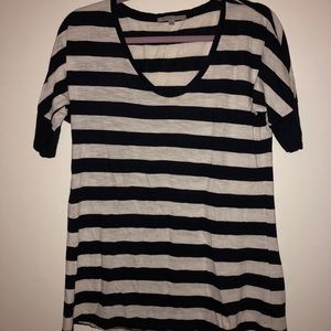 Gap medium navy blue and white striped long sleeve